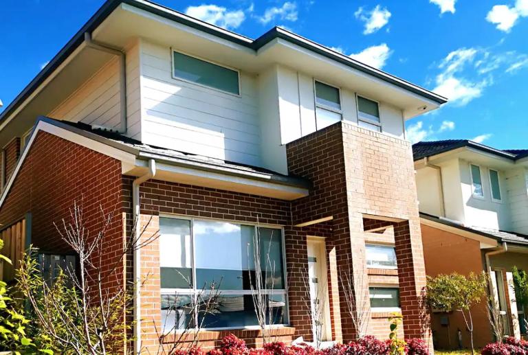 Kellyville Adorable 5Br - Closed to Shops & Parks - B&B Colo Vale