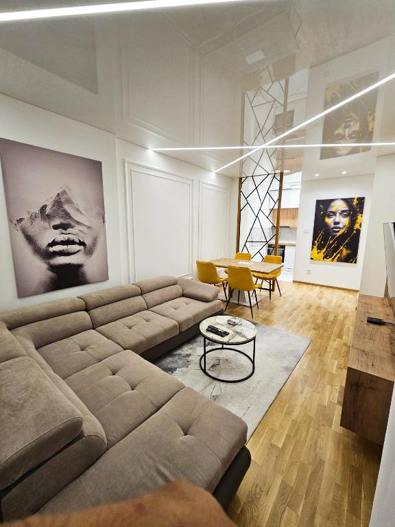 Moderan i stilski apartman - miran deo Novog Sada - Bed and Breakfast Novi Sad