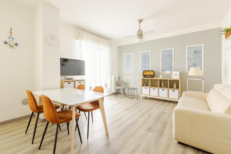 Appartamento In Centro, Silenzioso con Balcone - Ferienwohnung Sanremo