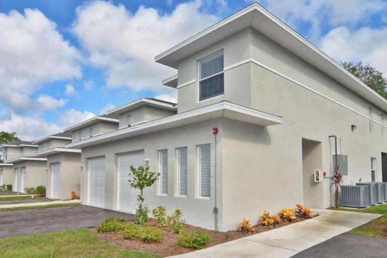 Hideaway at Hidden Palms Cove - Chambres d'hôtes Fort Myers