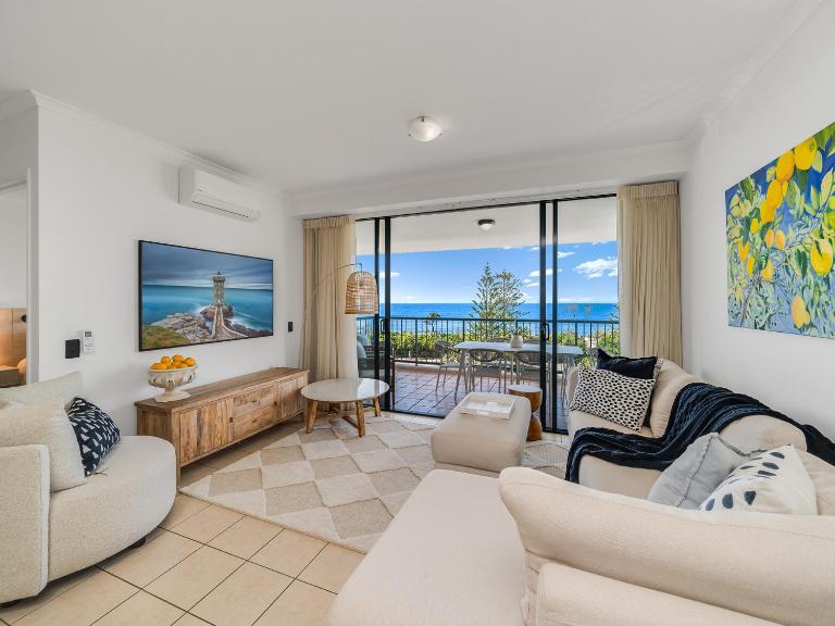 Alex Beachfront Apartment - B&B Alexandra Headland
