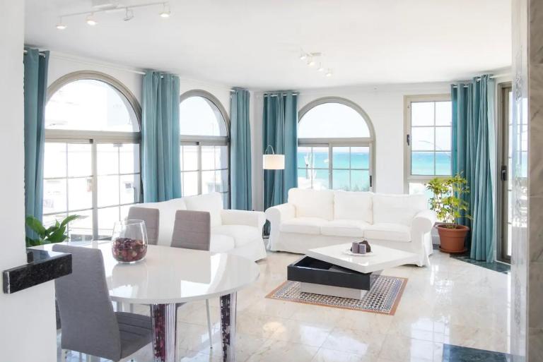 THE BAXMAN SUITE - A suite on the shore - B&B Corralejo