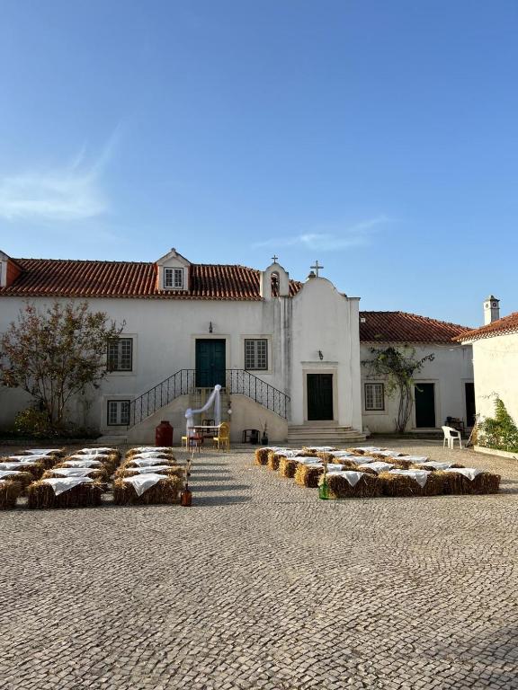 Santuário SOS Animal - Ferienwohnung Casais da Carneiria