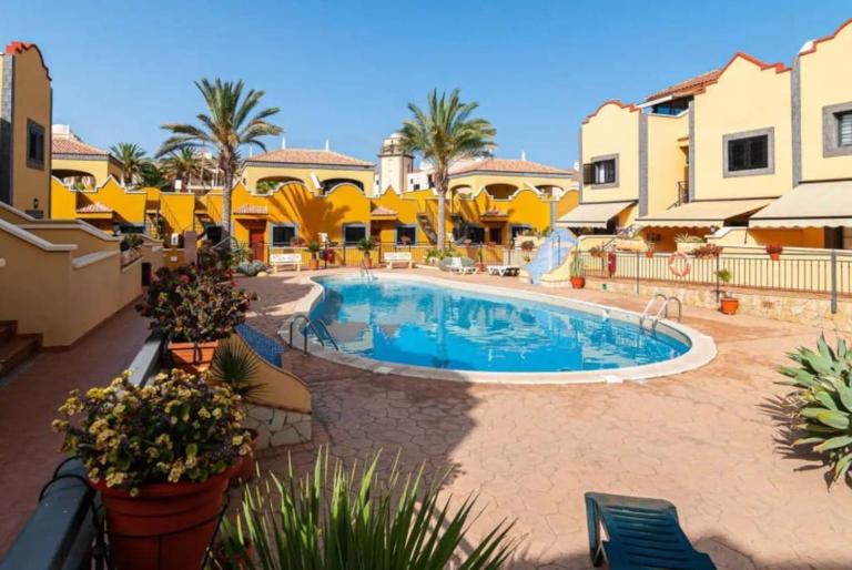 Beautiful Apartments in Charming place El Duque - B&B Adeje