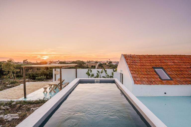 Stunning Seaside Retreat in Azoia, Sesimbra - Casa da Serra - Bed and Breakfast Casais da Azoia