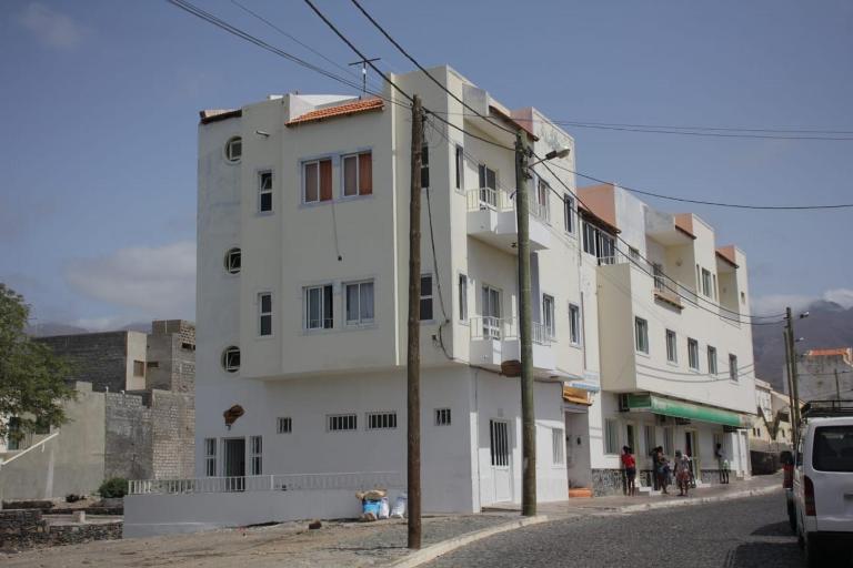 Nha Casa Porto Novo - Chambres d'hôtes Porto-Novo