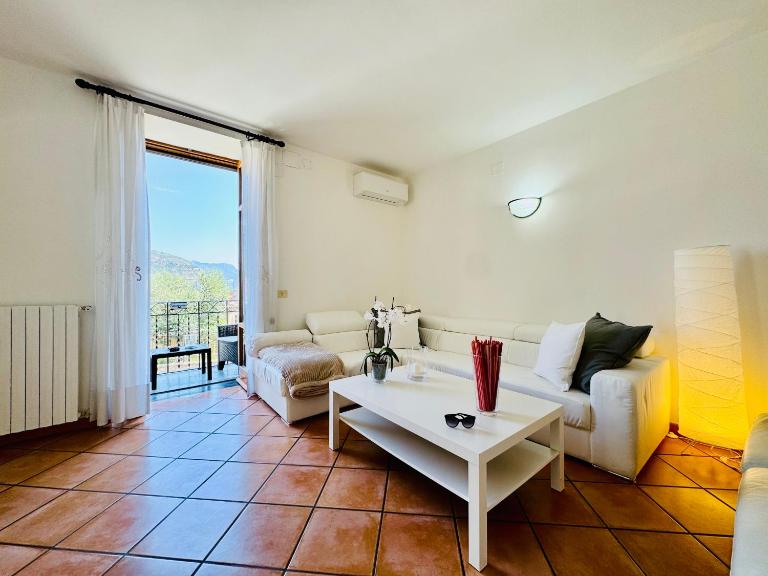 YourHome - Casa Carmela - Ferienwohnung Colli di Fontanelle