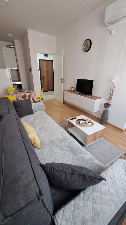 Stan Banjaluka Ada 1 - B&B Rebrovac