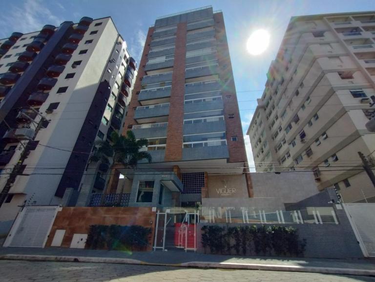 Apartamento na Praia da Guilhermina com Ar Condicionado, Estacionamento Gratuito e WiFi - Bed and Breakfast Praia Grande