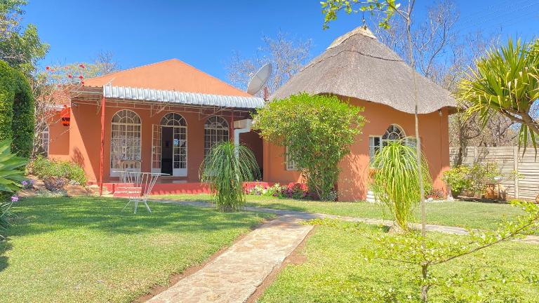 Lynns Guest House - B&B Bulawayo