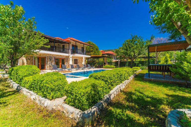 Villa Doğa - B&B İslamlar
