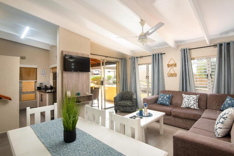 Chakas Rock Chalet 43 - Ferienwohnung Ballito