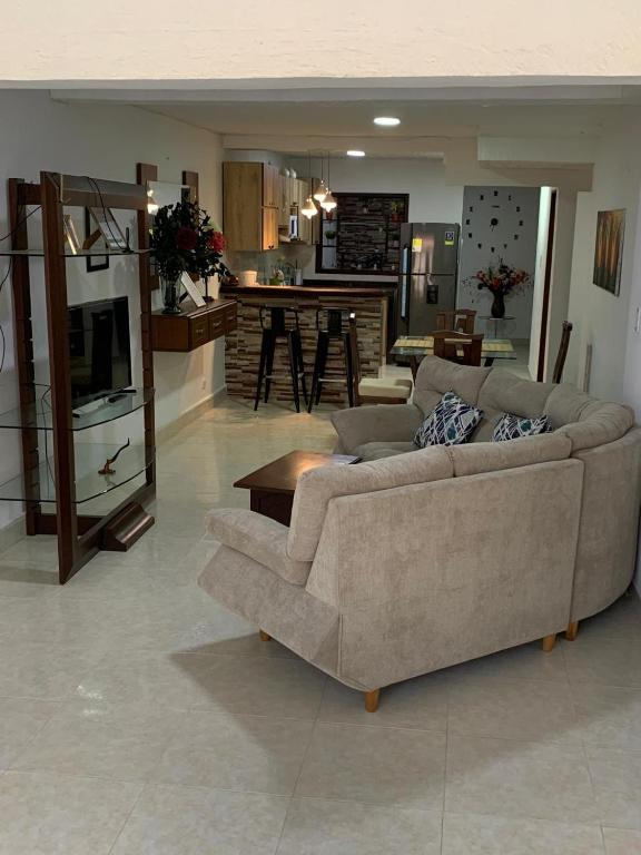 Apartamento confortable, cerca a la Basílica - B&B Guadalajara de Buga