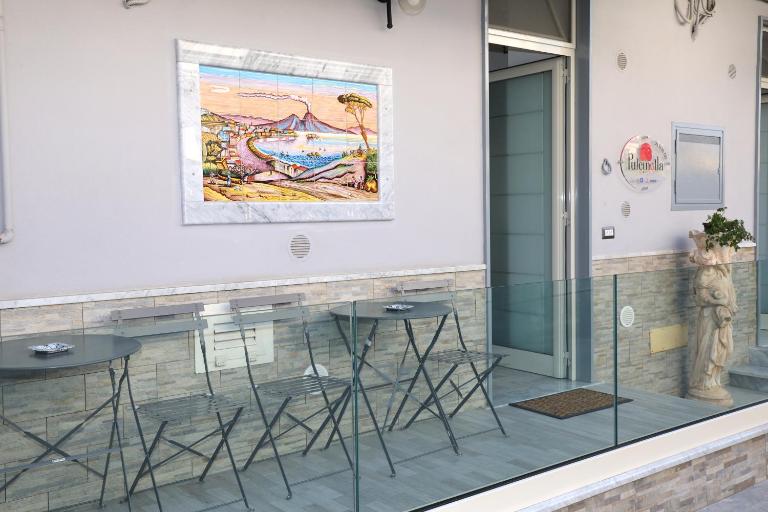 Alloggio Pulcinella 2 Affittacamere - Bed and Breakfast Acerra