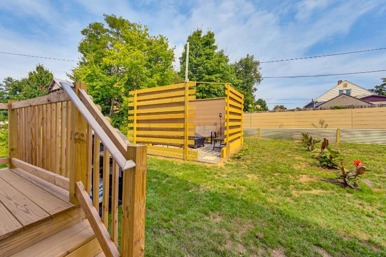 1 Mi to MGM Springfield: Cozy Winter Duplex! - Ferienwohnung Springfield