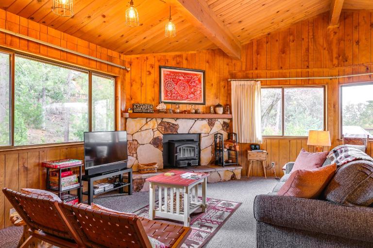 Serene Groveland Cabin Rental Near Yosemite! - Ferienwohnung Groveland