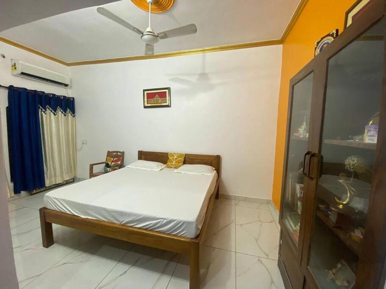 Abhiraj stay - B&B Ayodhya