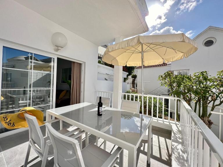 Luxury Apartment Tenerife - Ferienwohnung Adeje
