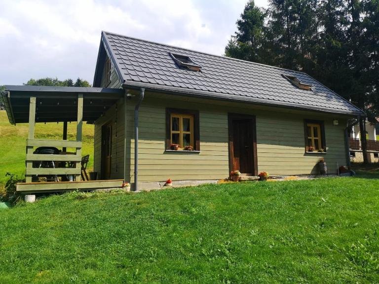 Zielony Domek - Bed and Breakfast Żabnica