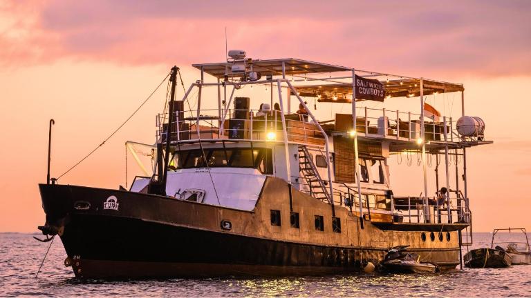 Floating Hotel SALTWATER COWBOYS - Chambres d'hôtes Kuta