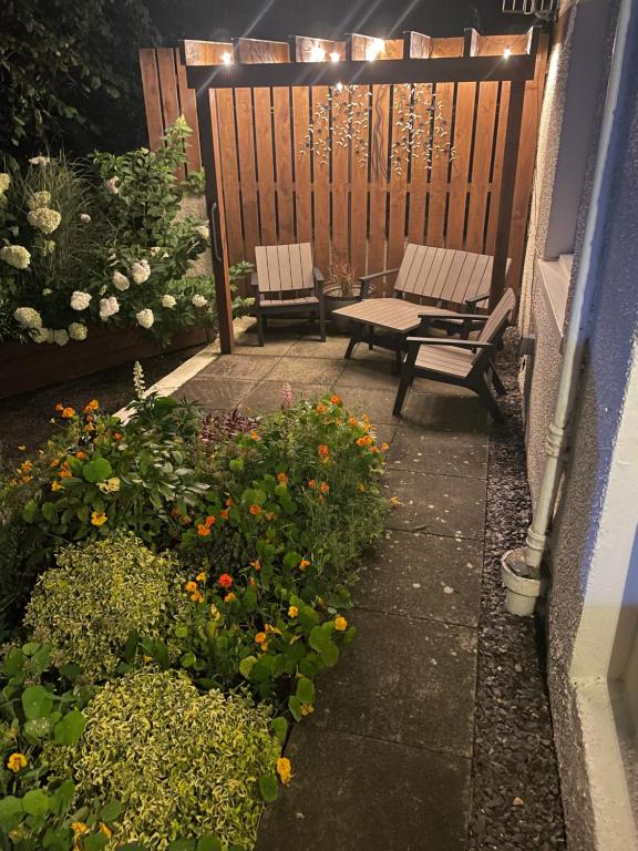 The Mews with Private Parking - B&B Oban