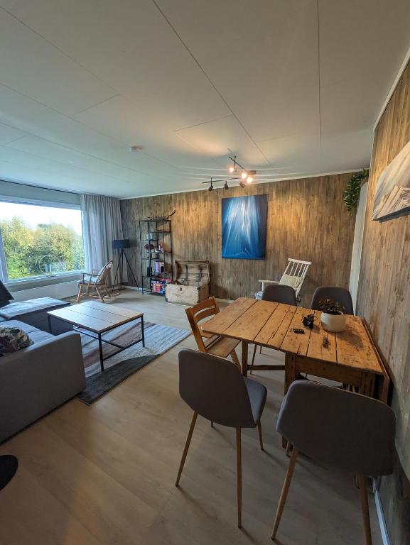 Lyngen accommodation and sauna - Bed and Breakfast Lyngseidet