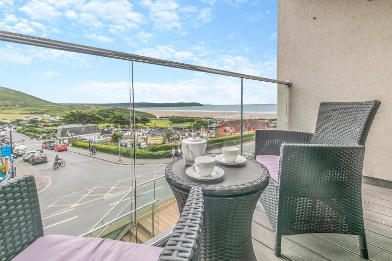 8 Woolacombe West - Luxury Apartment at Byron Woolacombe, only 4 minute walk to Woolacombe Beach! - B&B Woolacombe