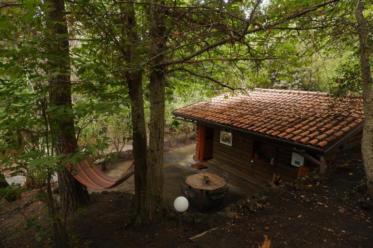 Etna Rural Cottage with Jacuzzi - B&B Pedara
