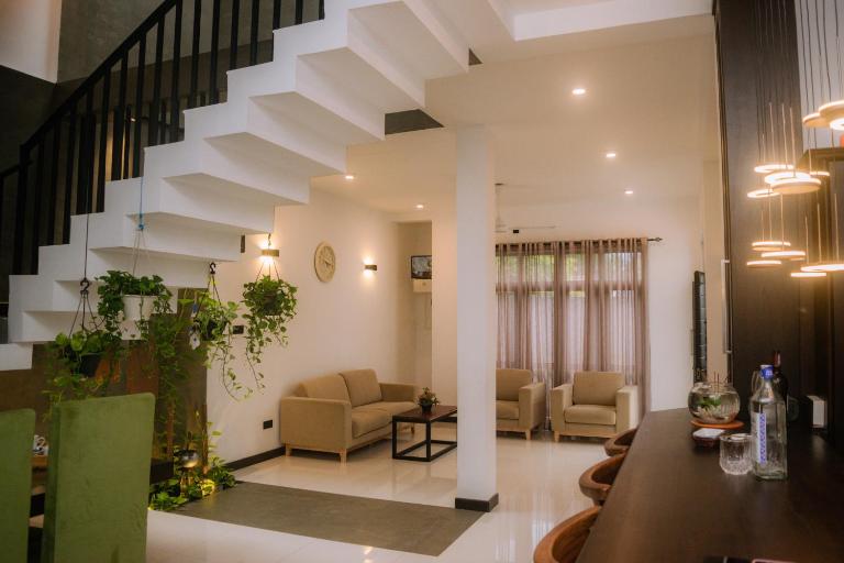 Dev Holiday Bungalow - B&B Madapata