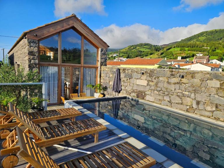 Casa do Cinzeiro, Açores - With private pool! - Ferienwohnung Nordeste