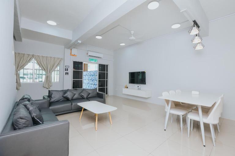 Kings Pine Residences Lot 15 Family Homestay Near Kundasang Ranau - Bed and Breakfast Ranau