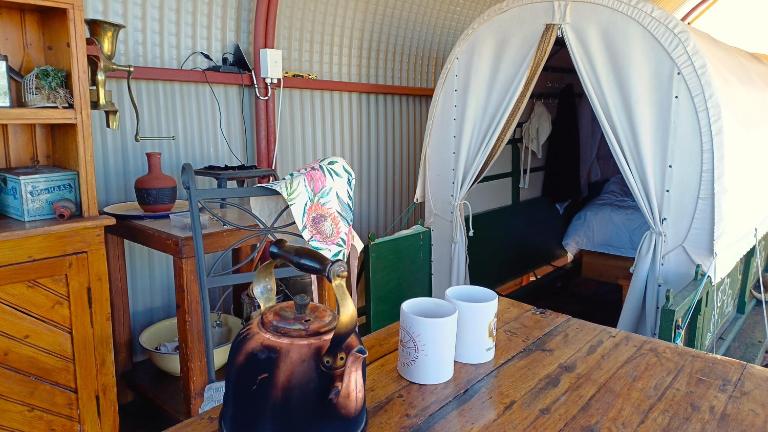 Willem Sternbergwa Adam se Uitspanning - Bed and Breakfast Orania