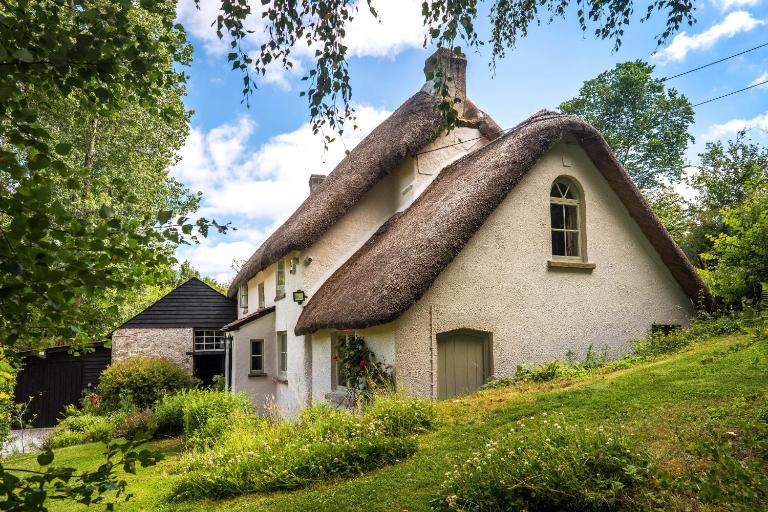 Weeke Brook - Quintessential thatched luxury Devon cottage - Chambres d'hôtes Dean