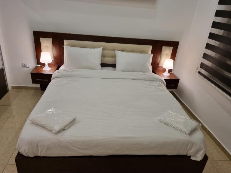 modern aprt for rent in abdoun s - B&B Ammán