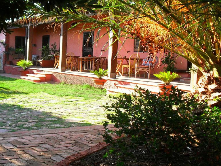 Il Vigneto B&B - Bed and Breakfast Gonnesa