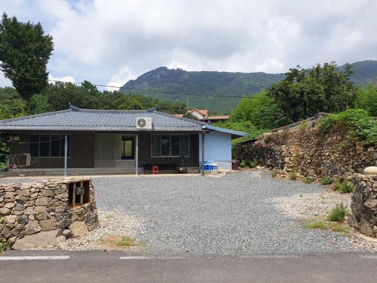 Dara House Private Pension - B&B Jangheung