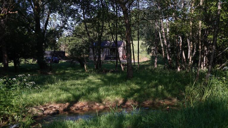 Off-grid Cork Cabin - Hot-Tub - Sleeps 2 - B&B Gillingham