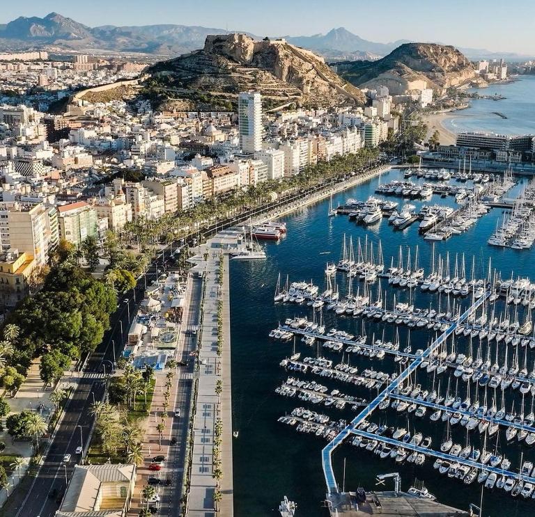 costablanca rooms - B&B Alicante