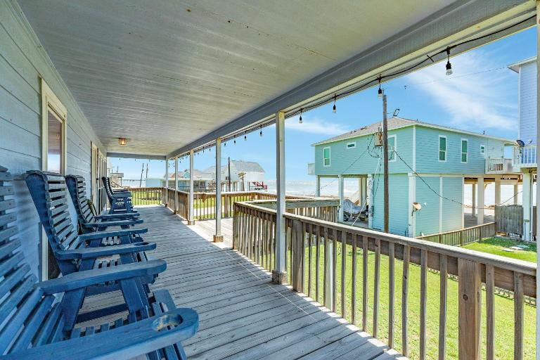 The Seaside Dollar - 2nd Row, Spectacular Sea Views - B&B Freeport