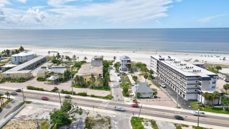 Beautiful Fort Myers Beach House - B&B Fort Myers Beach