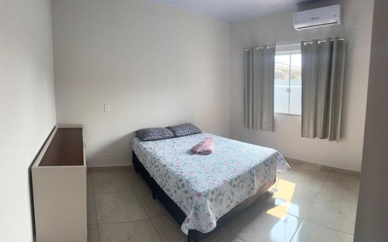 Casa confortável para até 4 pessoas - 2 quartos - ótima localização - B&B Foz do Iguaçu