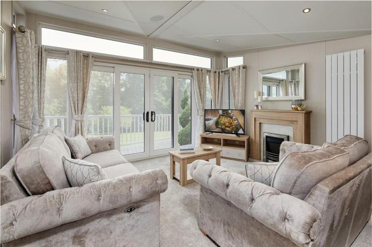 2Br Lodge - Pool - Fireplace - PetsOK - Parking - Bed and Breakfast Newquay