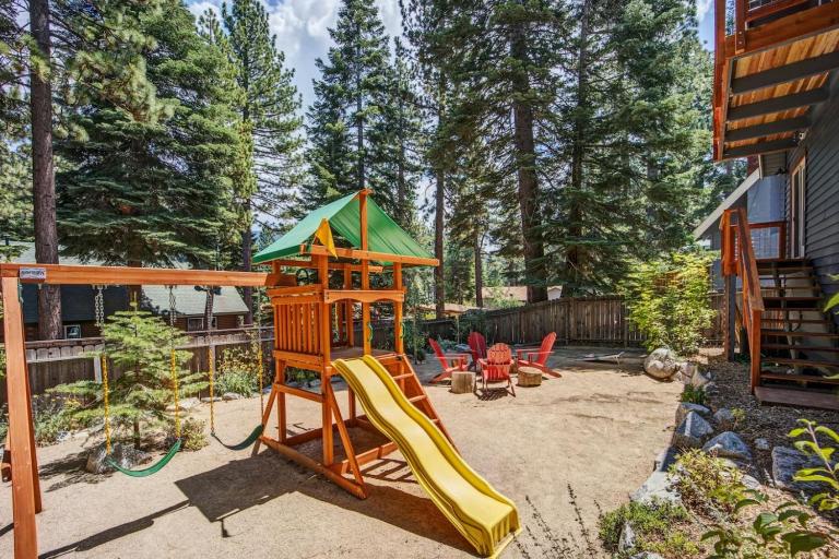 Cozy Cabin on Brule - B&B South Lake Tahoe