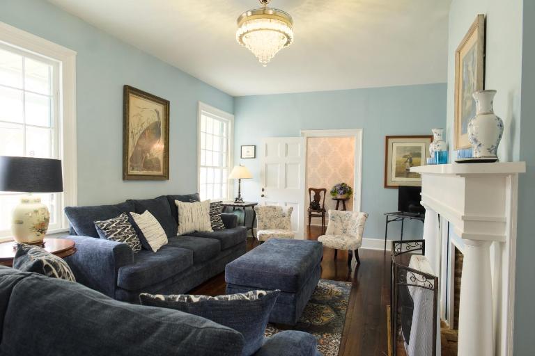 Borum House - 3 Bed, 2 & Half Bath, Full Kitchen, Heart of Downtown Natchez - B&B Natchez