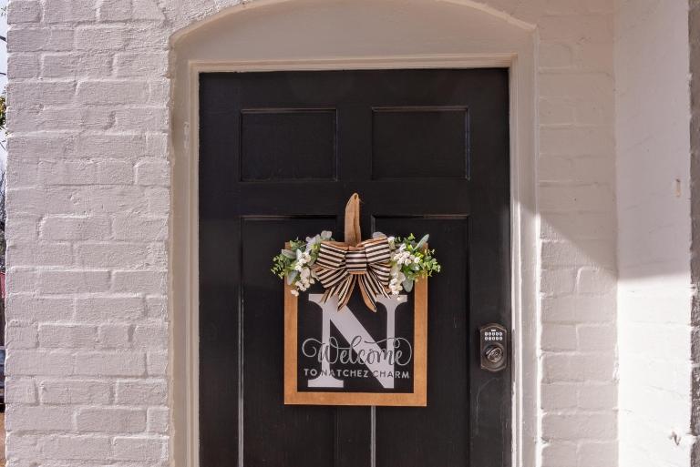 Natchez Charm - Studio, 1 Bath, Full Kitchen, King Bed, 2 Blocks from Mississippi River - Chambres d'hôtes Natchez