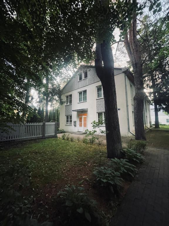 Edinburgas Apartment - B&B Jūrmala