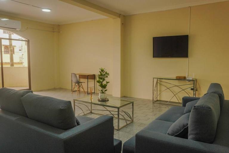 Departamento completo, facso Complejo miraflores - Bed and Breakfast Cuatro Hermanas