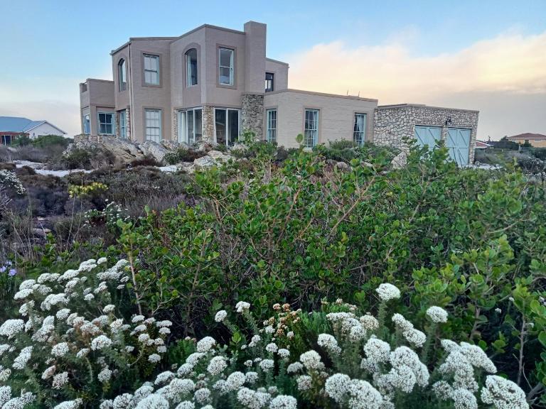 KLIPWERF Bettys Bay - B&B Betty’s Bay