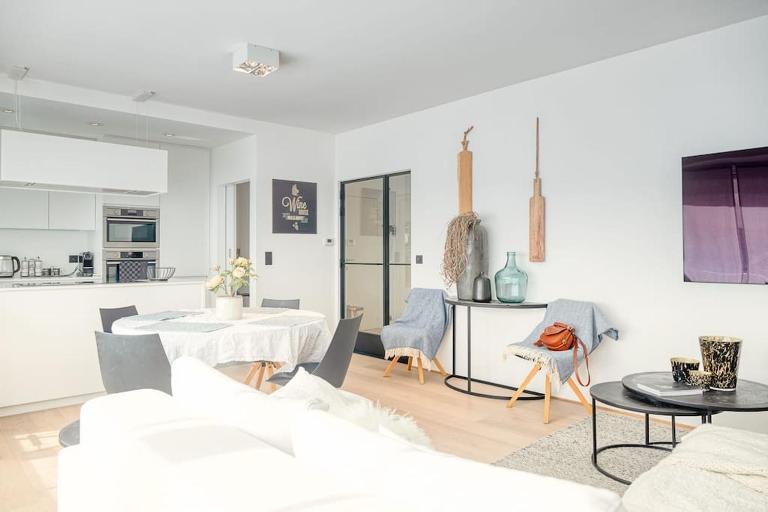 Spacious and Cosy 2-Bedroom seaside Apartment in K - B&B Knokke-Heist