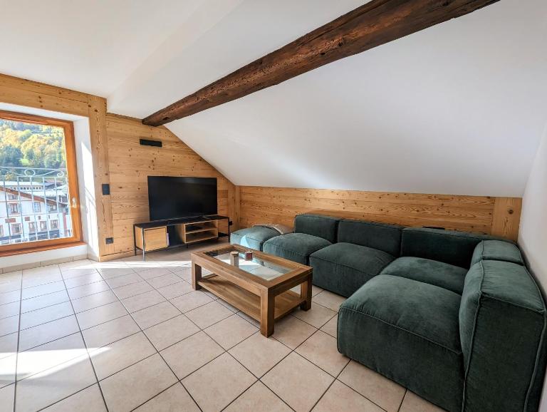 Beau Duplex 100m2 au cœur de Beaufort - avec vue montagnes - B&B Beaufort